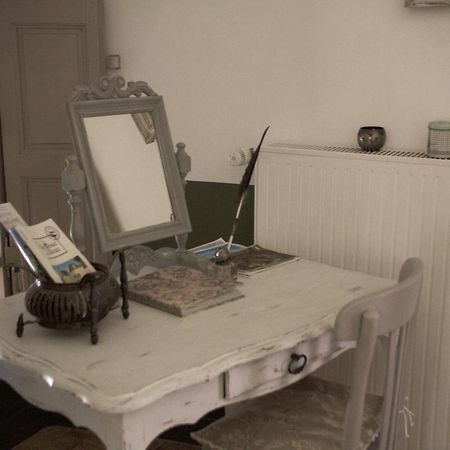 Chateau De L'Oiseliniere Bed & Breakfast Gorges  Exterior photo