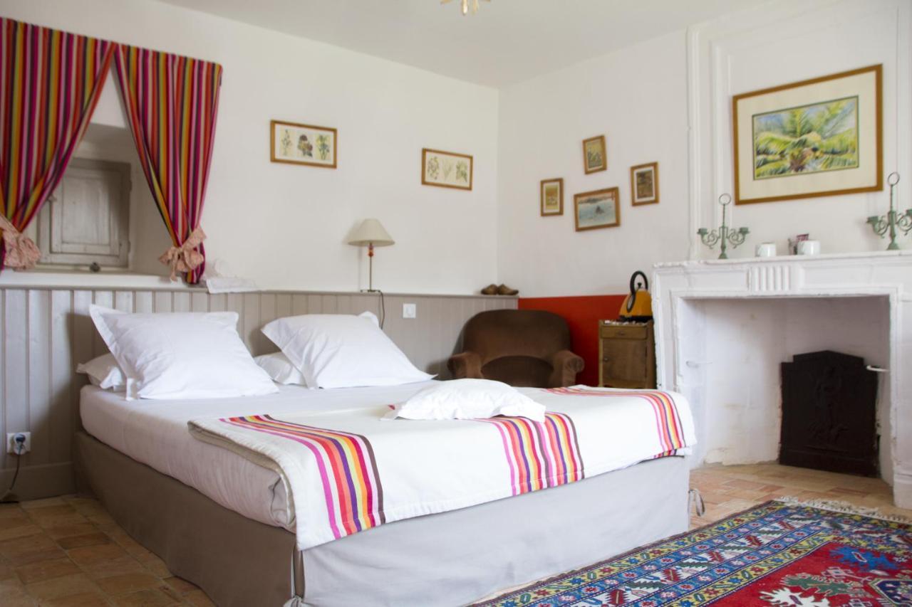 Chateau De L'Oiseliniere Bed & Breakfast Gorges  Exterior photo