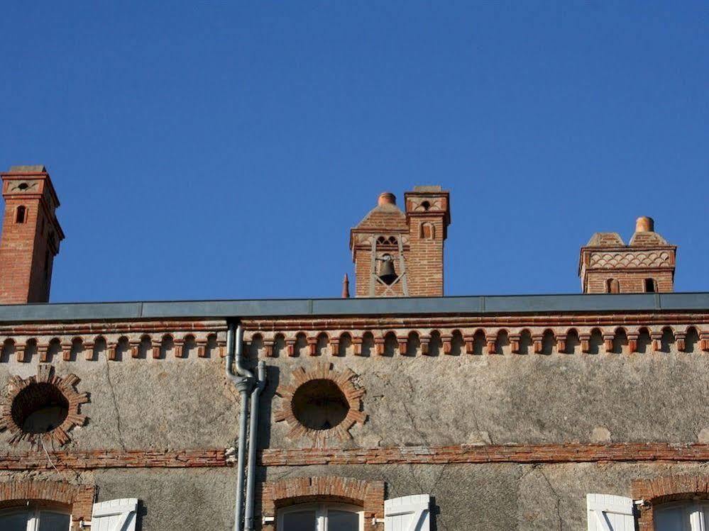 Chateau De L'Oiseliniere Bed & Breakfast Gorges  Exterior photo