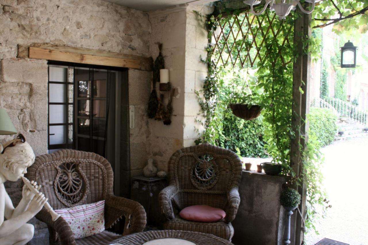 Chateau De L'Oiseliniere Bed & Breakfast Gorges  Exterior photo
